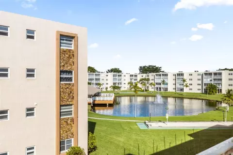 201 SE 11th #302, Dania Beach, FL 33004