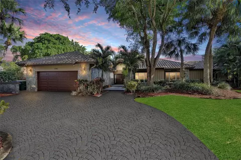 1743 Vestal Way, Coral Springs, FL 33071