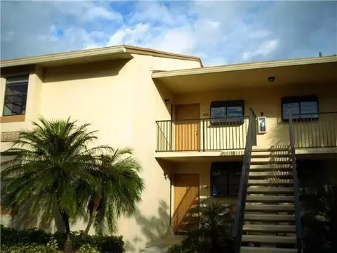 1228 S Military Trl #2121, Deerfield Beach, FL 33442