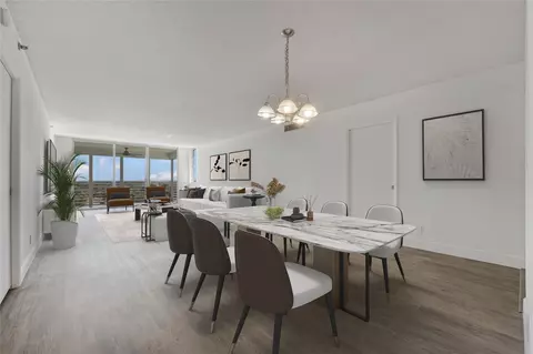 3520 Oaks Way #1007, Pompano Beach, FL 33069