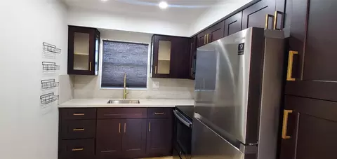 1200 Tallwood #311, Hollywood, FL 33021