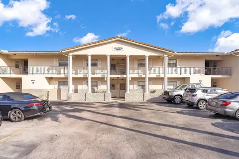 8901 NW 38th Dr #202, Coral Springs, FL 33065