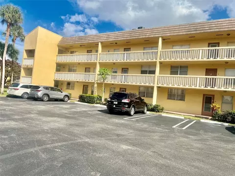 5750 NW 64th #202, Tamarac, FL 33319