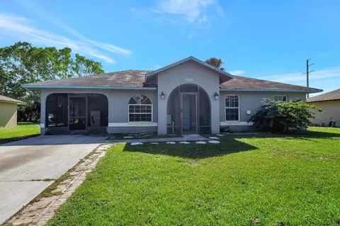 2836 Indian, Fort Myers, FL 33916
