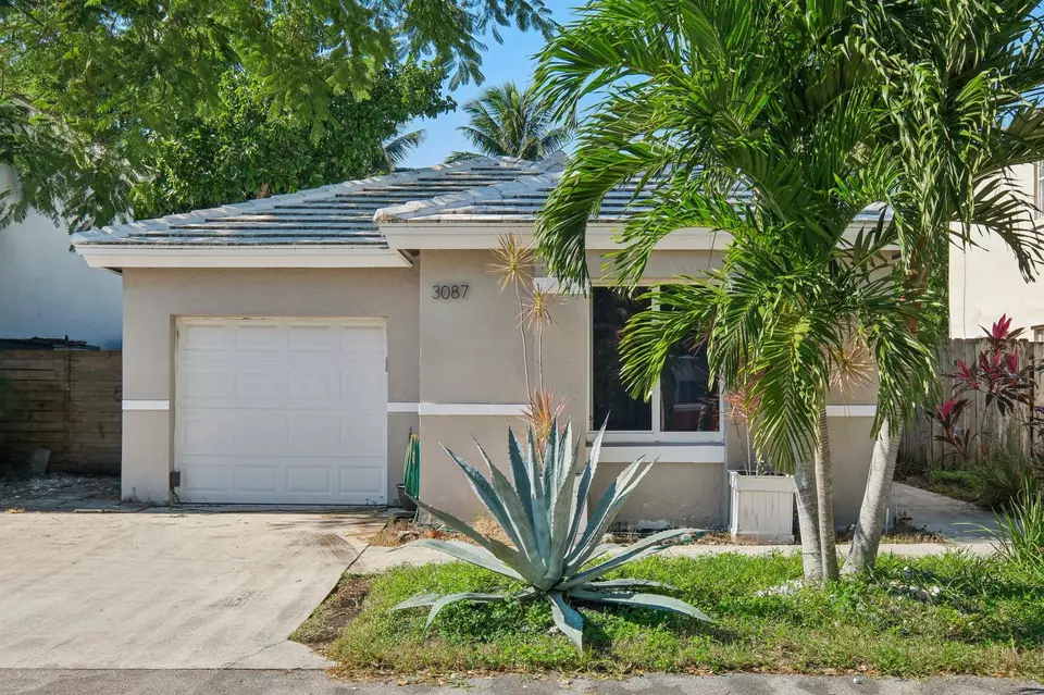  3087 Palm Pl, Margate, FL 33063 photo 1