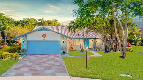 9531 Trivolo Pl, Boca Raton, FL 33434