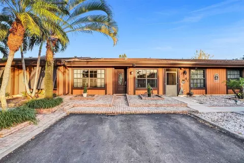 2271 Dogwood #2271, Pembroke Pines, FL 33026