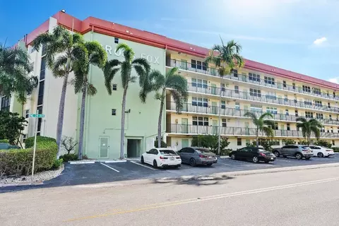 5300 NE 24th #423C, Fort Lauderdale, FL 33308