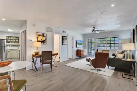 200 NE 19th Ct #212M, Wilton Manors, FL 33305