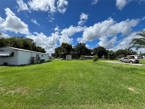 558 Avenue, Moore Haven, FL 33471
