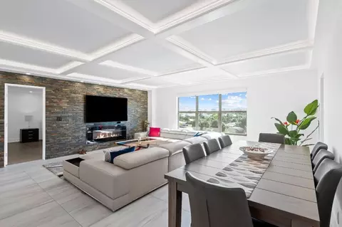 1881 Middle Riv #501, Fort Lauderdale, FL 33305