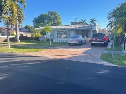812 NE 3rd, Hallandale Beach, FL 33009