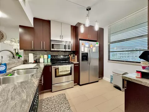 1508 Whitehall Dr #205, Davie, FL 33324
