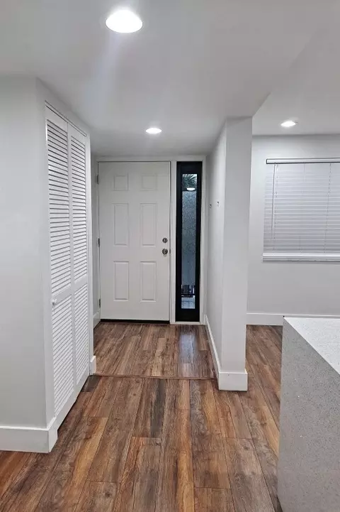 8040 Hampton #310, North Lauderdale, FL 33068