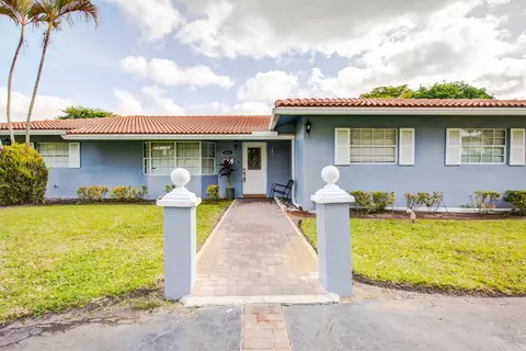 3211 NW 89th Ter, Coral Springs, FL 33065