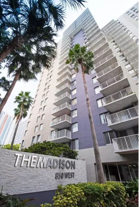 850 N Miami Ave #W-2206, Miami, FL 33136