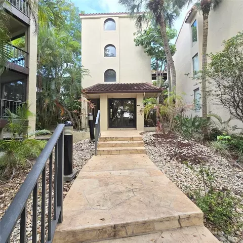 6060 S Falls Cir #203, Lauderhill, FL 33319