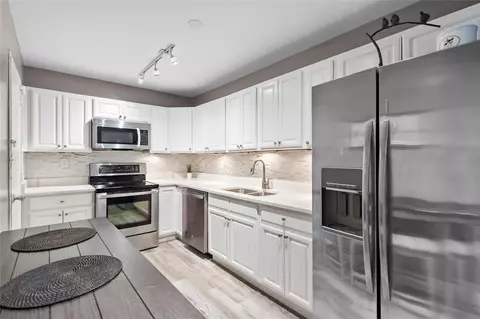 4250 Galt Ocean Dr #8N, Fort Lauderdale, FL 33308