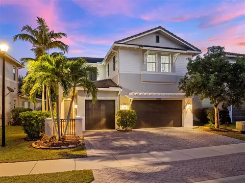 12126 NW 82nd St, Parkland, FL 33076