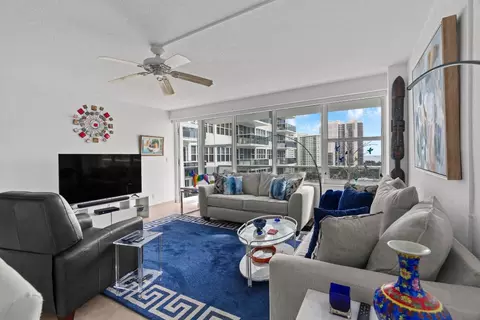 3300 NE 36th #1220, Fort Lauderdale, FL 33308