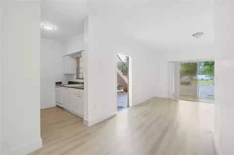 1731 NW 96th #2E, Pembroke Pines, FL 33024