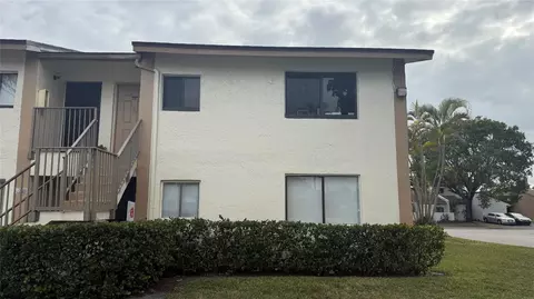 110 NW 60th Ave #7, Pompano Beach, FL 33063