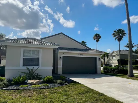 5971 E Grand Duke Cir, Tamarac, FL 33321
