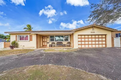 5315 W W Park, Hollywood, FL 33021