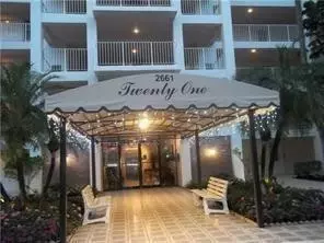 2661 S Course Dr #703, Pompano Beach, FL 33069