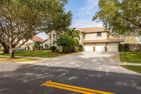 20381 NW 4th, Pembroke Pines, FL 33029
