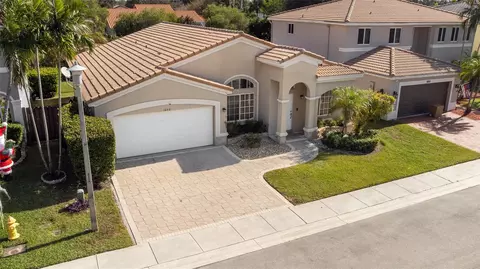 1640 SW 106th Ter, Davie, FL 33324