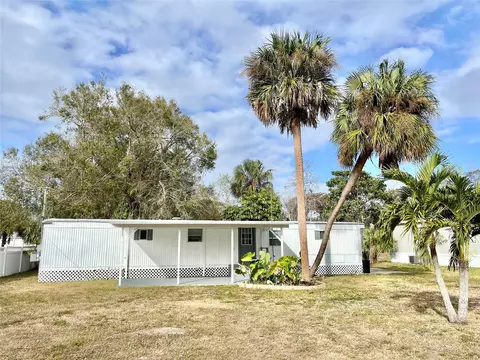 1036 Shady Ln, Moore Haven, FL 33471