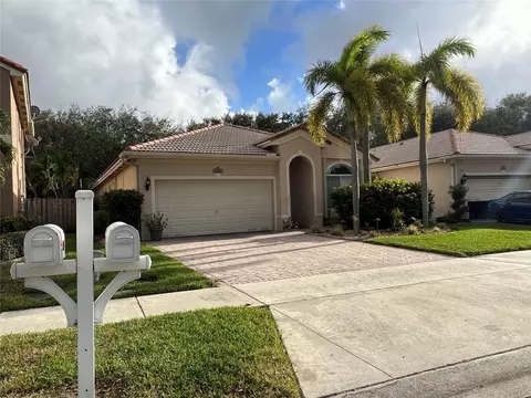 4140 Banyan Trl, Coconut Creek, FL 33073