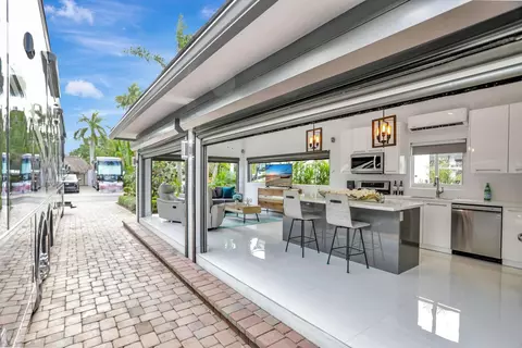 295 N Cortez Dr #295, Pompano Beach, FL 33068