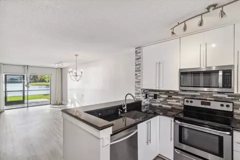 2222 N Cypress Bend Dr #102, Pompano Beach, FL 33069
