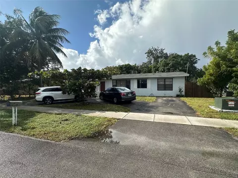 3140 SW 39th, West Park, FL 33023
