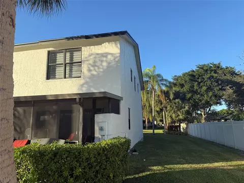 8814 SW 22nd St #G, Boca Raton, FL 33433