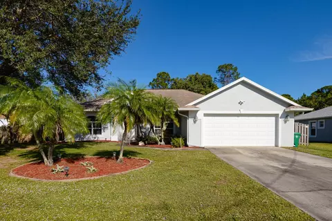 1571 SW Hunnicut Ave, Port Saint Lucie, FL 34953