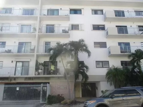 2939 Indian Creek Dr #403, Miami Beach, FL 33140