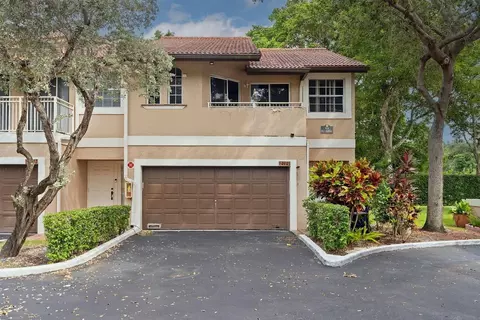 4945 Riverside, Coral Springs, FL 33067