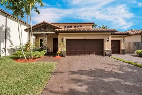 633 SE 35th, Homestead, FL 33033