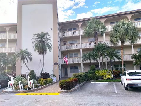 2402 Antigua Cir #J3, Coconut Creek, FL 33066