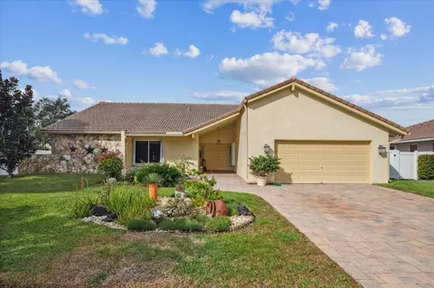 1067 NW 96th, Plantation, FL 33322