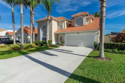 2634 Fairway Cv, Wellington, FL 33414