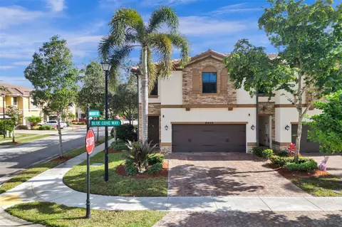 8450 Blue Cove Way #8450, Parkland, FL 33076
