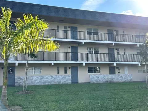 7900 S Colony #104, Tamarac, FL 33321