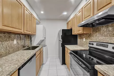 9452 SW 77th #R3, Miami, FL 33156