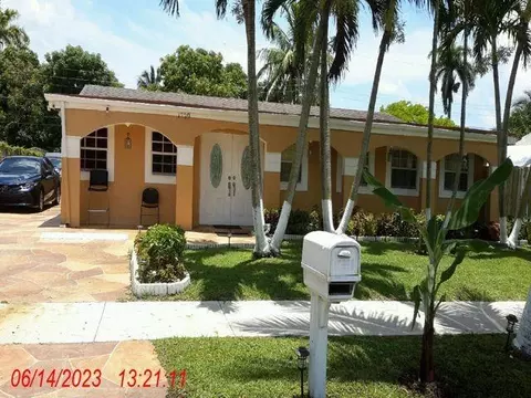 1720 SW 69th Ave, North Lauderdale, FL 33068