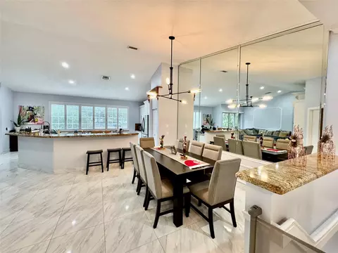 12337 NW 10th Dr #D-5, Coral Springs, FL 33071
