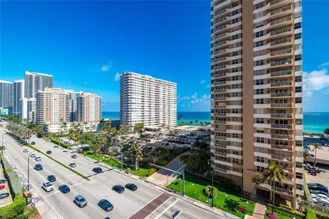 1985 S Ocean #8Q, Hallandale Beach, FL 33009